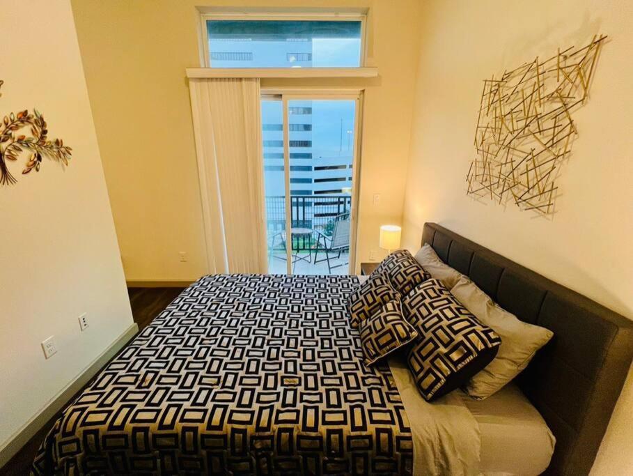 Apto 1 Bed - Kitchen - Free Parking Apartamento Houston Exterior foto