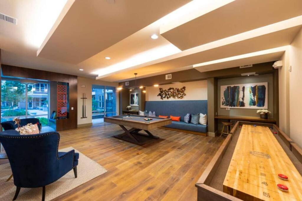 Apto 1 Bed - Kitchen - Free Parking Apartamento Houston Exterior foto