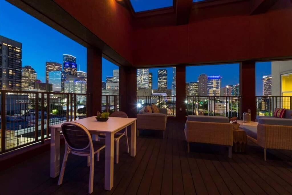 Apto 1 Bed - Kitchen - Free Parking Apartamento Houston Exterior foto
